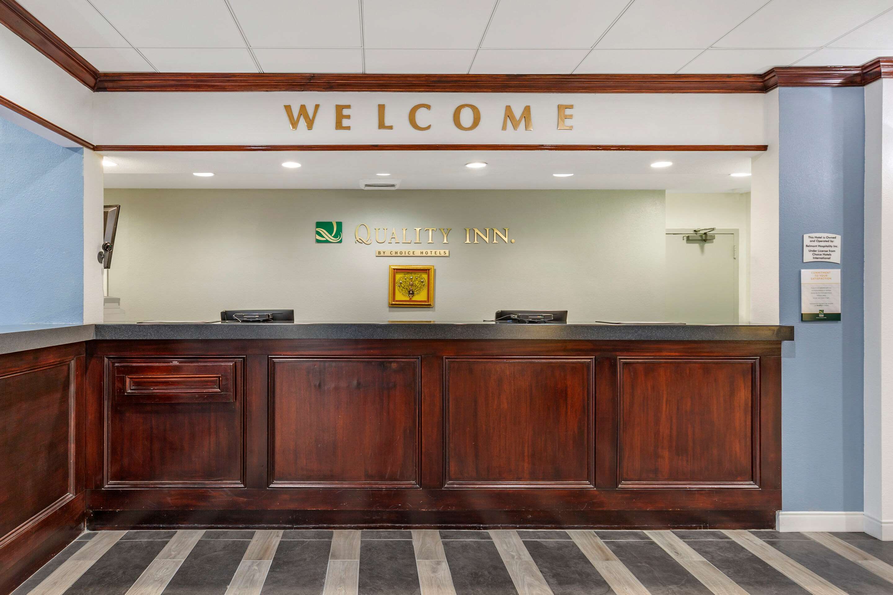 Hotel lobby | Quality Inn