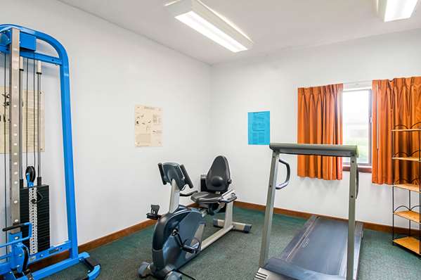 Fitness/ Exercise Room - Quality Inn Salisbury