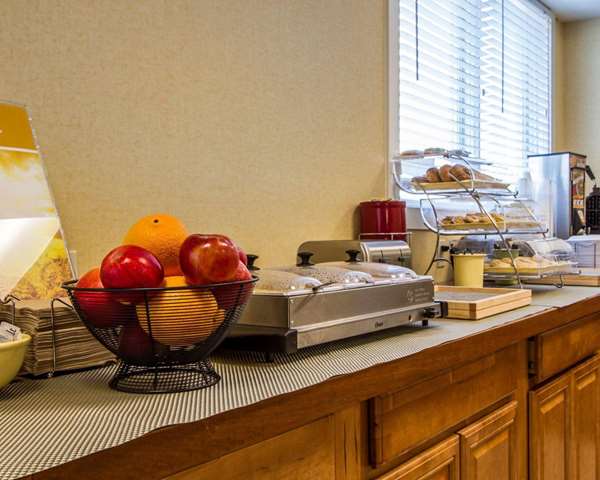 Amenities - Quality Inn & Suites South Portland - I-295, Exit 1