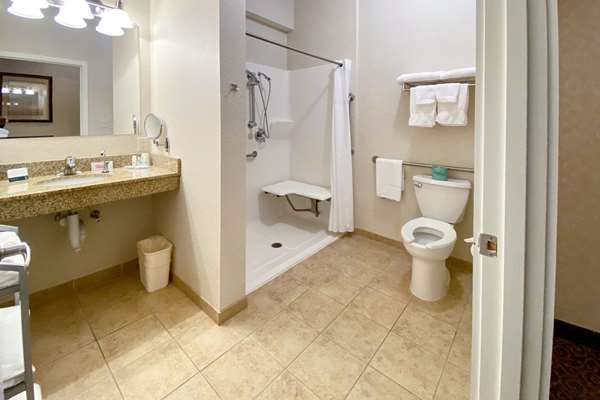  - Maine Evergreen Hotel Augusta