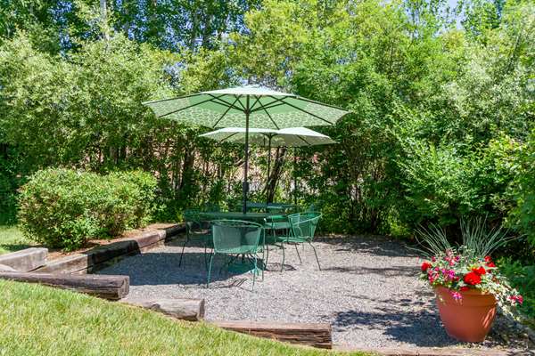  - Maine Evergreen Hotel Augusta