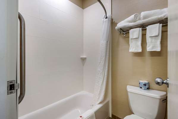  - Comfort Inn Ellsworth