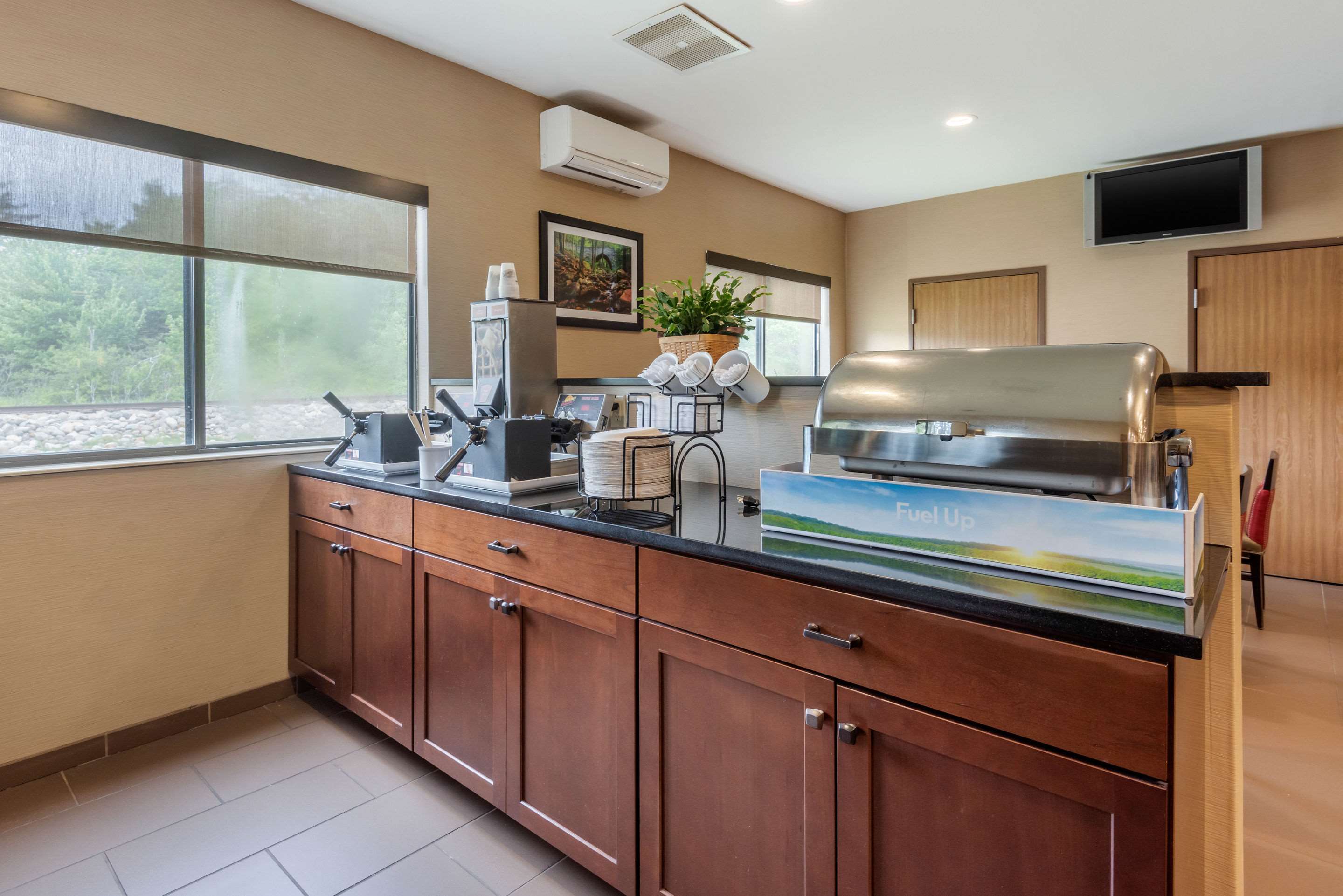 Breakfast area