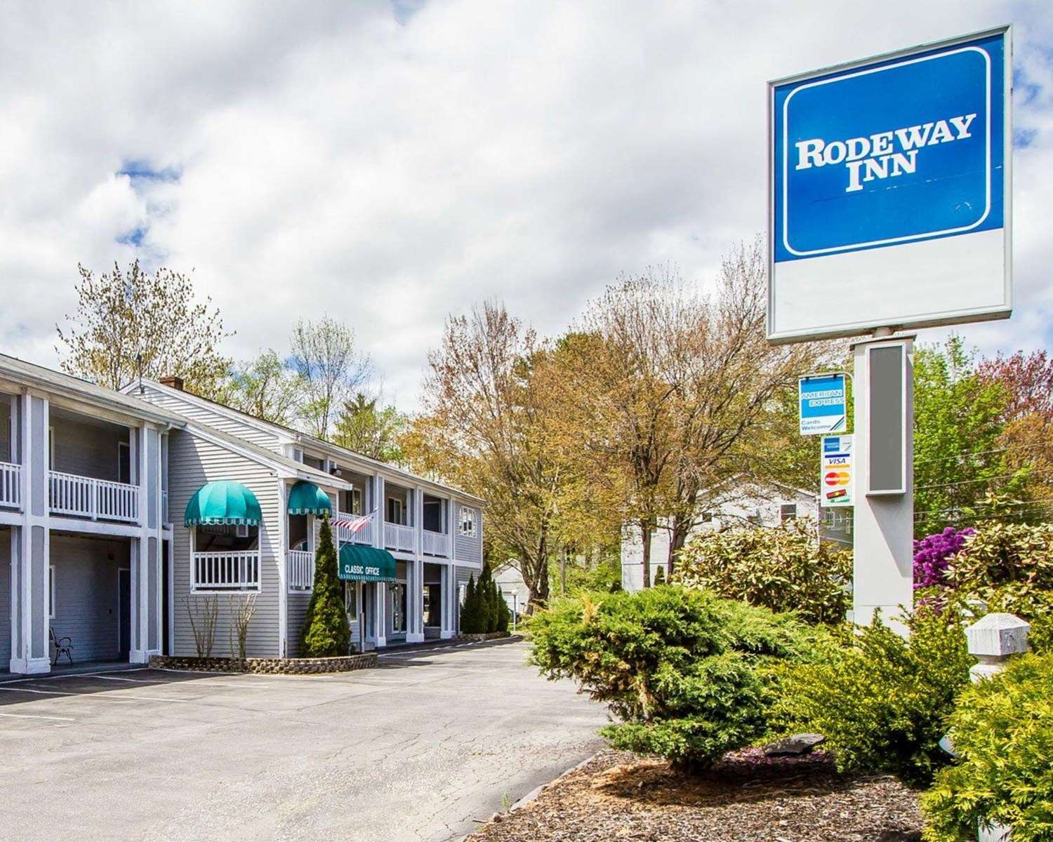 Rodeway Inn Saco, ME See Discounts