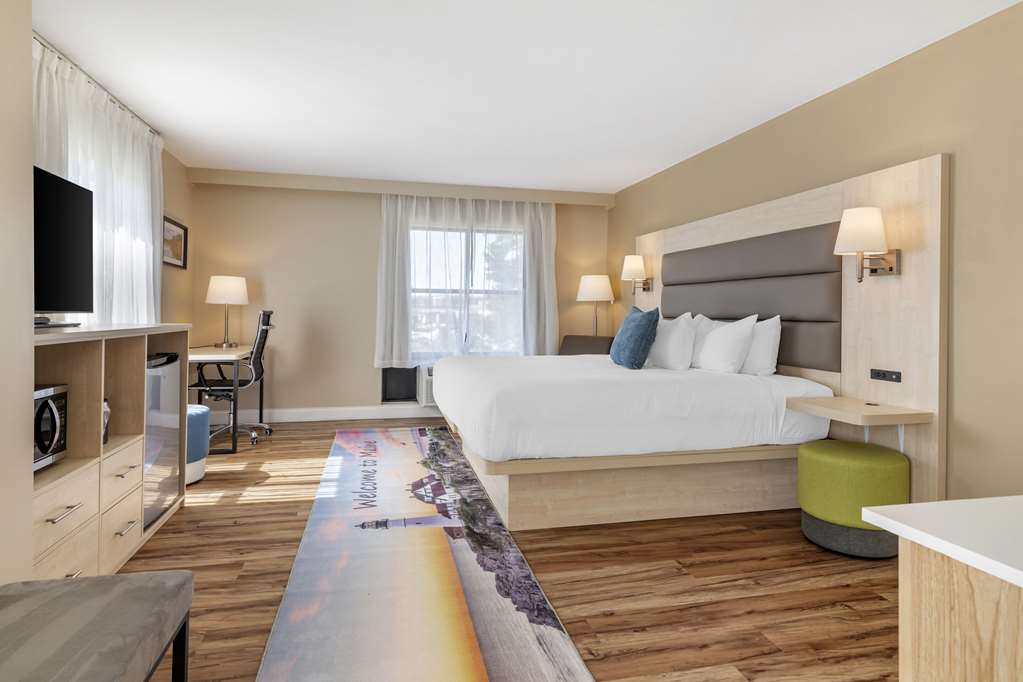 CASCO BAY HOTEL PORTLAND AIRPORT --guestroom-Guest Room,On-Site.jpg