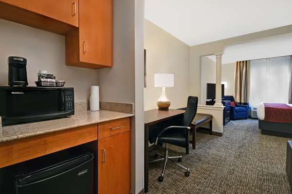 Suite - Comfort Inn & Suites Wilton
