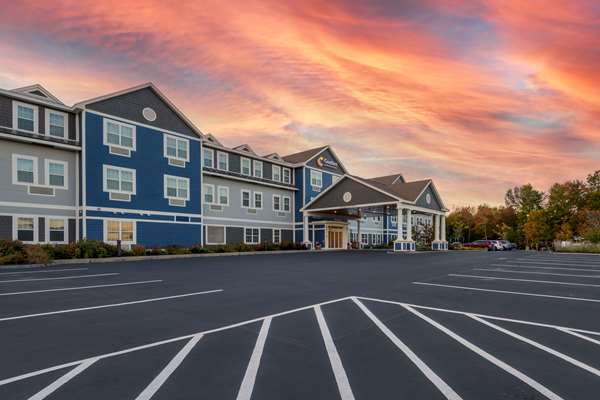 Exterior view - Comfort Inn & Suites Wilton