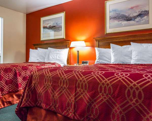  - Rodeway Inn & Suites Brunswick