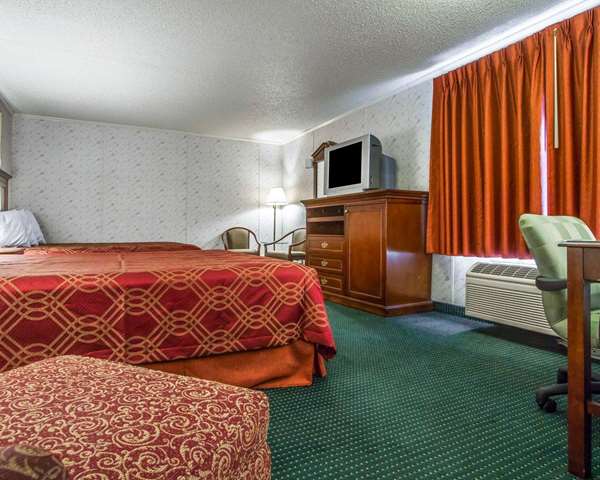  - Rodeway Inn & Suites Brunswick