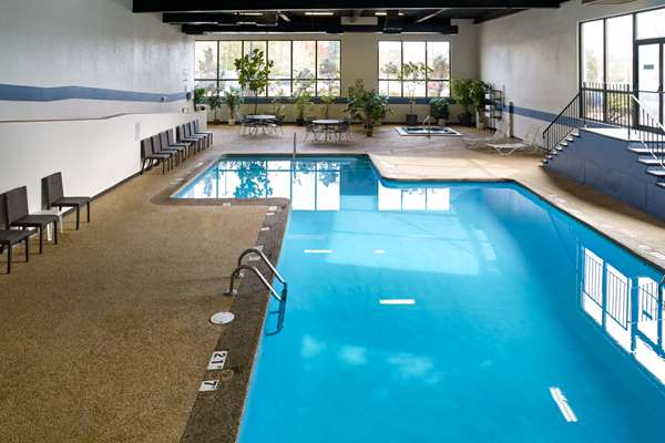 Pool - Clarion Hotel Portland
