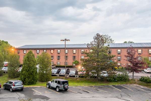 Exterior view - Comfort Inn Airport South Portland