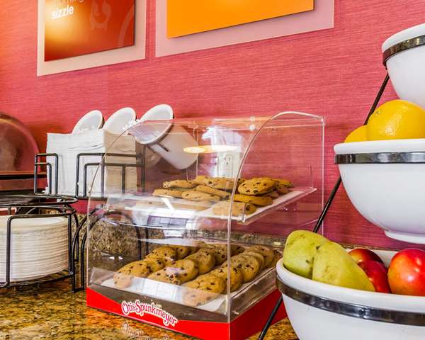 Amenities - Comfort Inn Airport South Portland