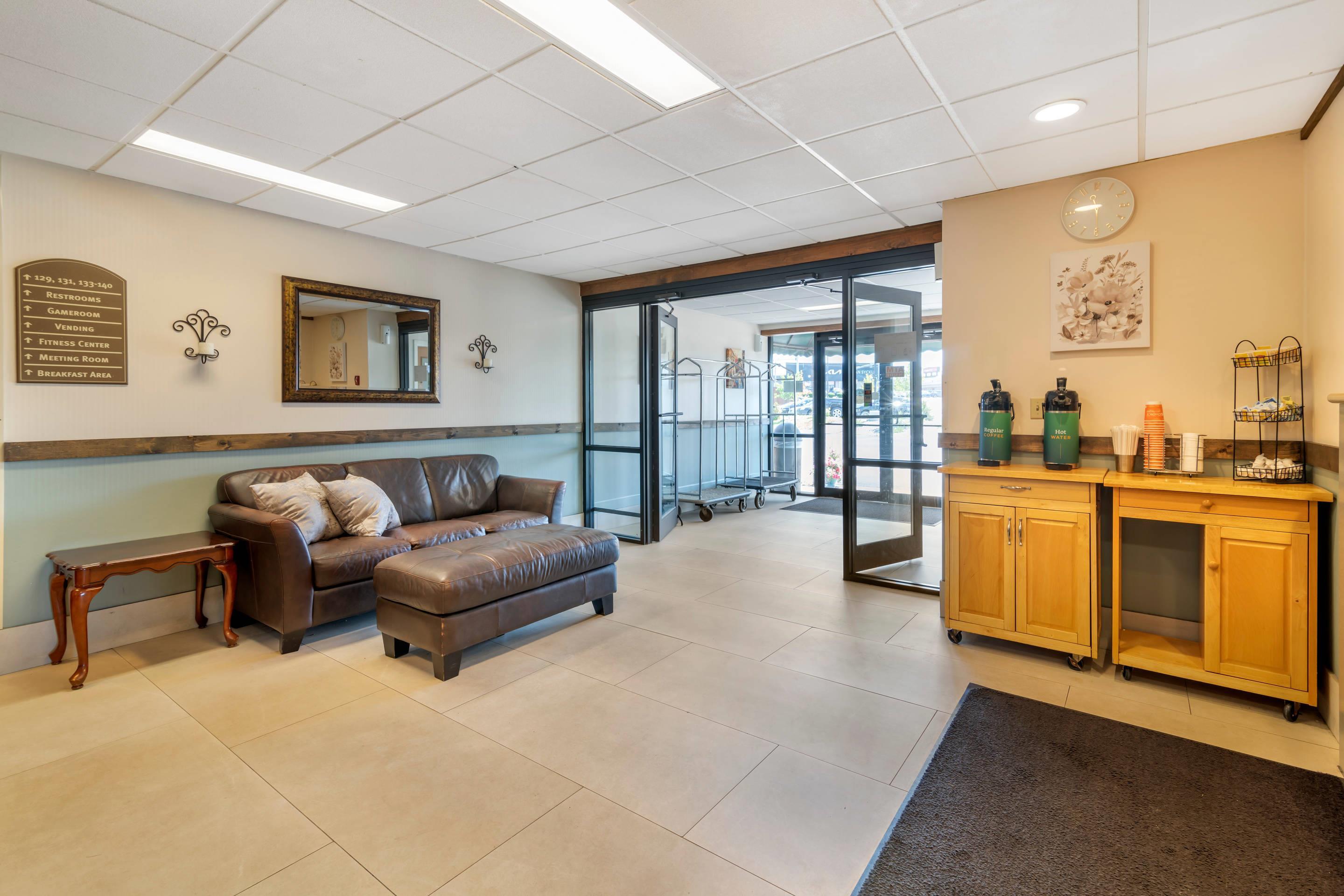 Lobby with sitting area