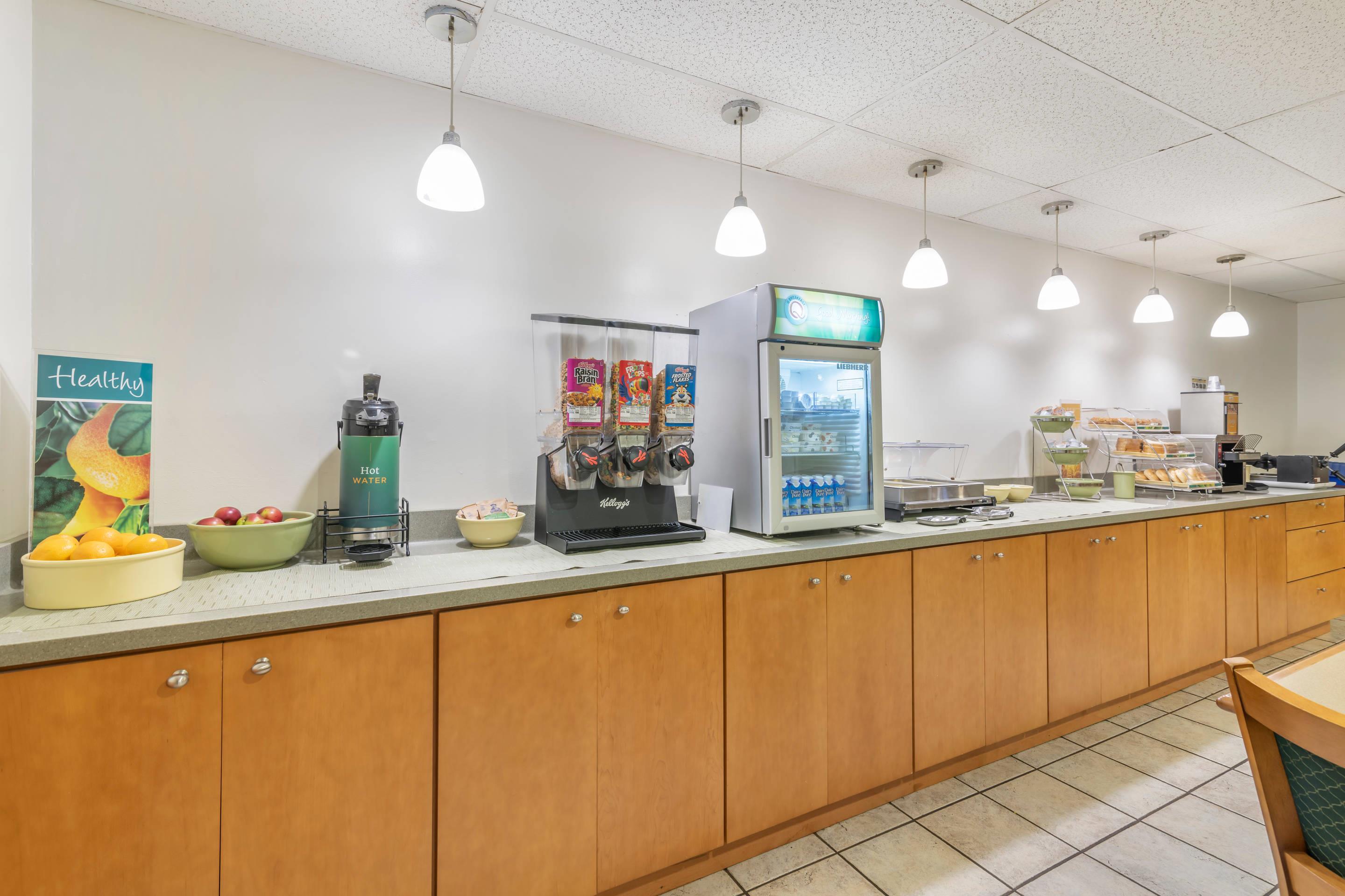 Breakfast counter