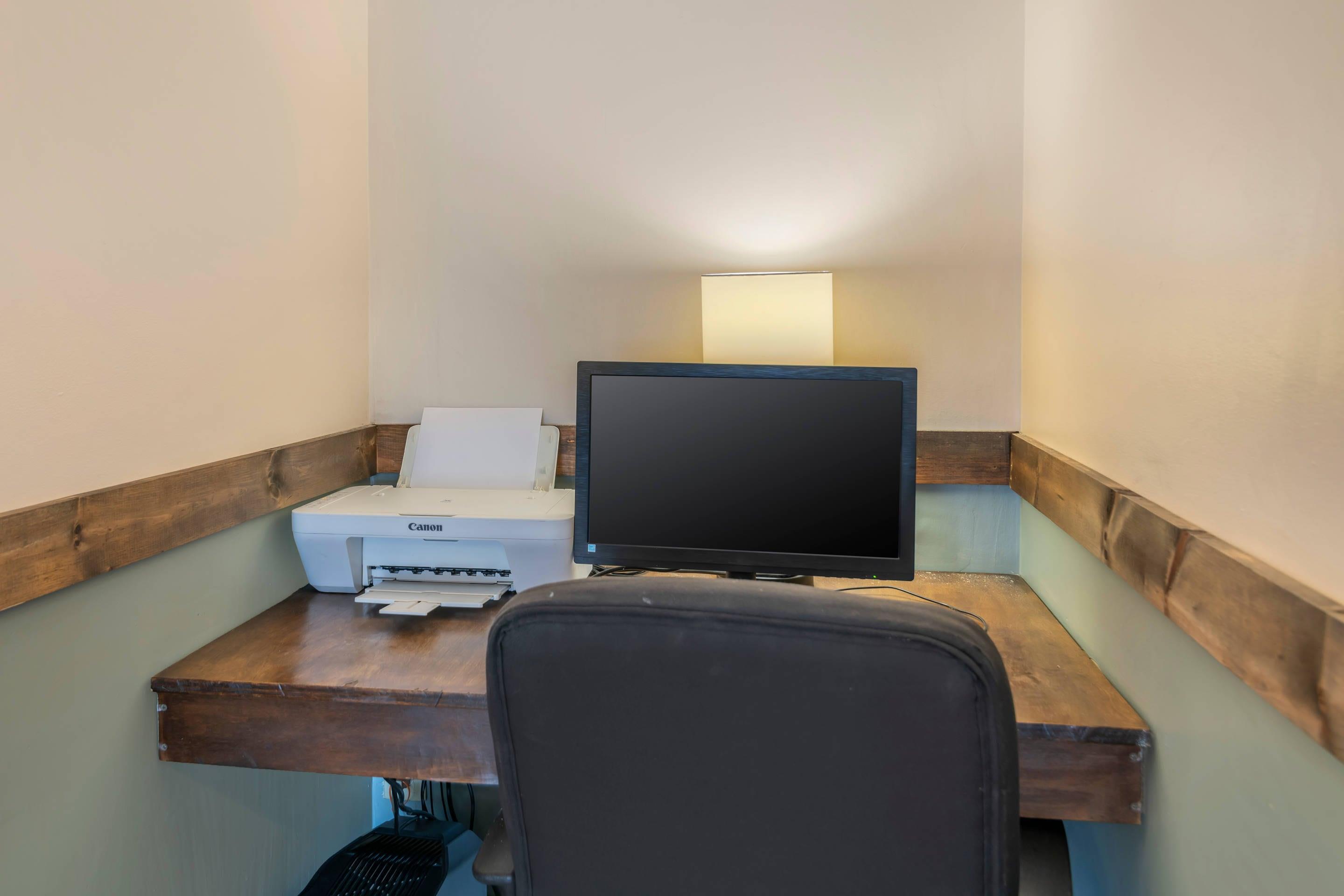 Computer in the lobby