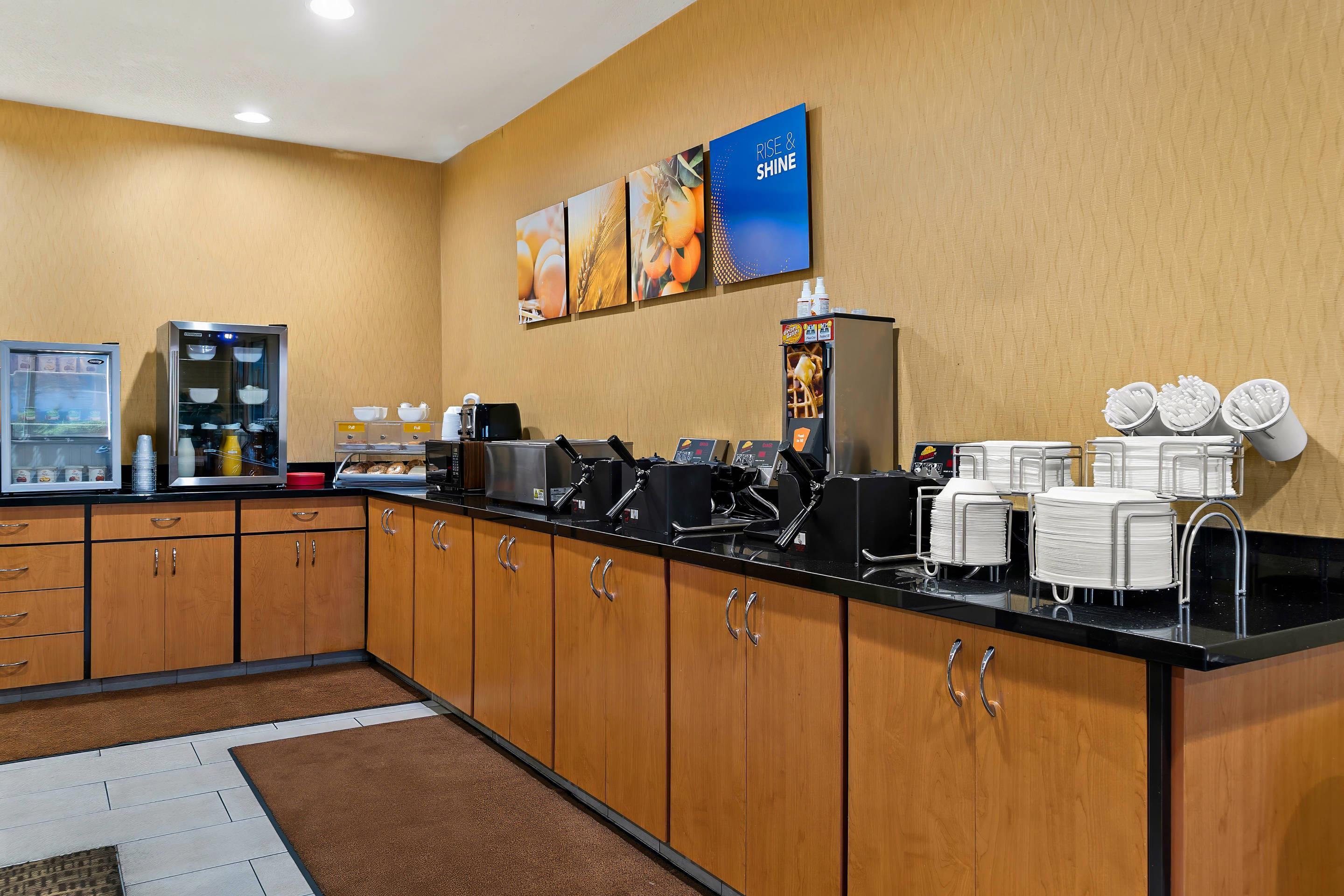 Breakfast area