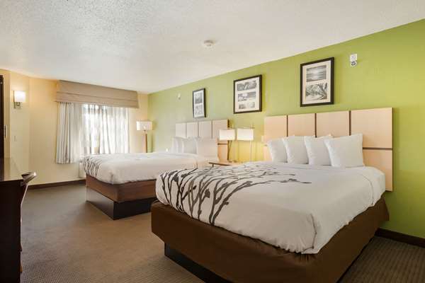  - Sleep Inn & Suites Grand Rapids