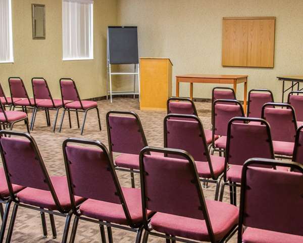  - Comfort Inn Birch Run - I-75, Exit 136