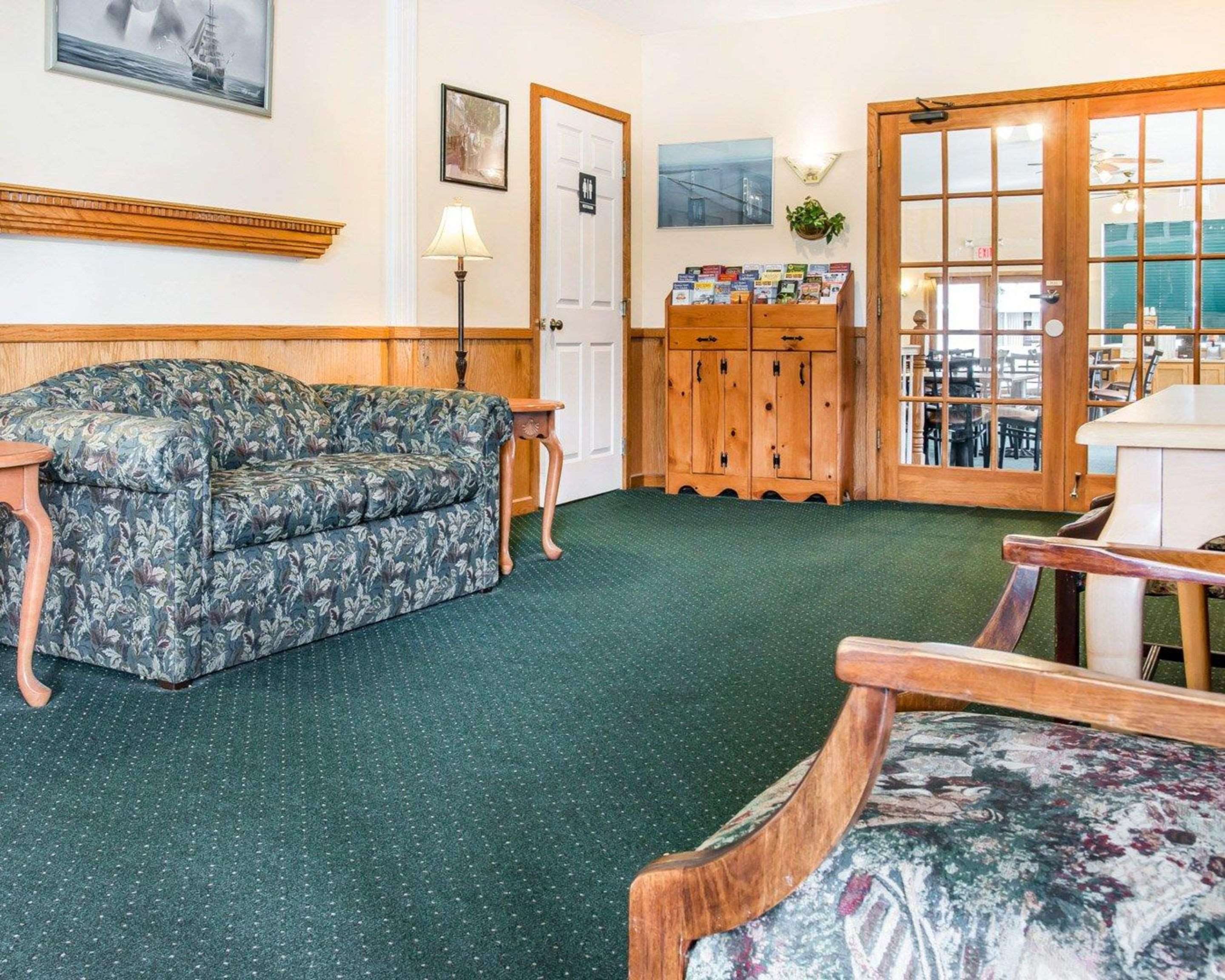 Spacious lobby with sitting area | Quality Inn and Suites Mackinaw City