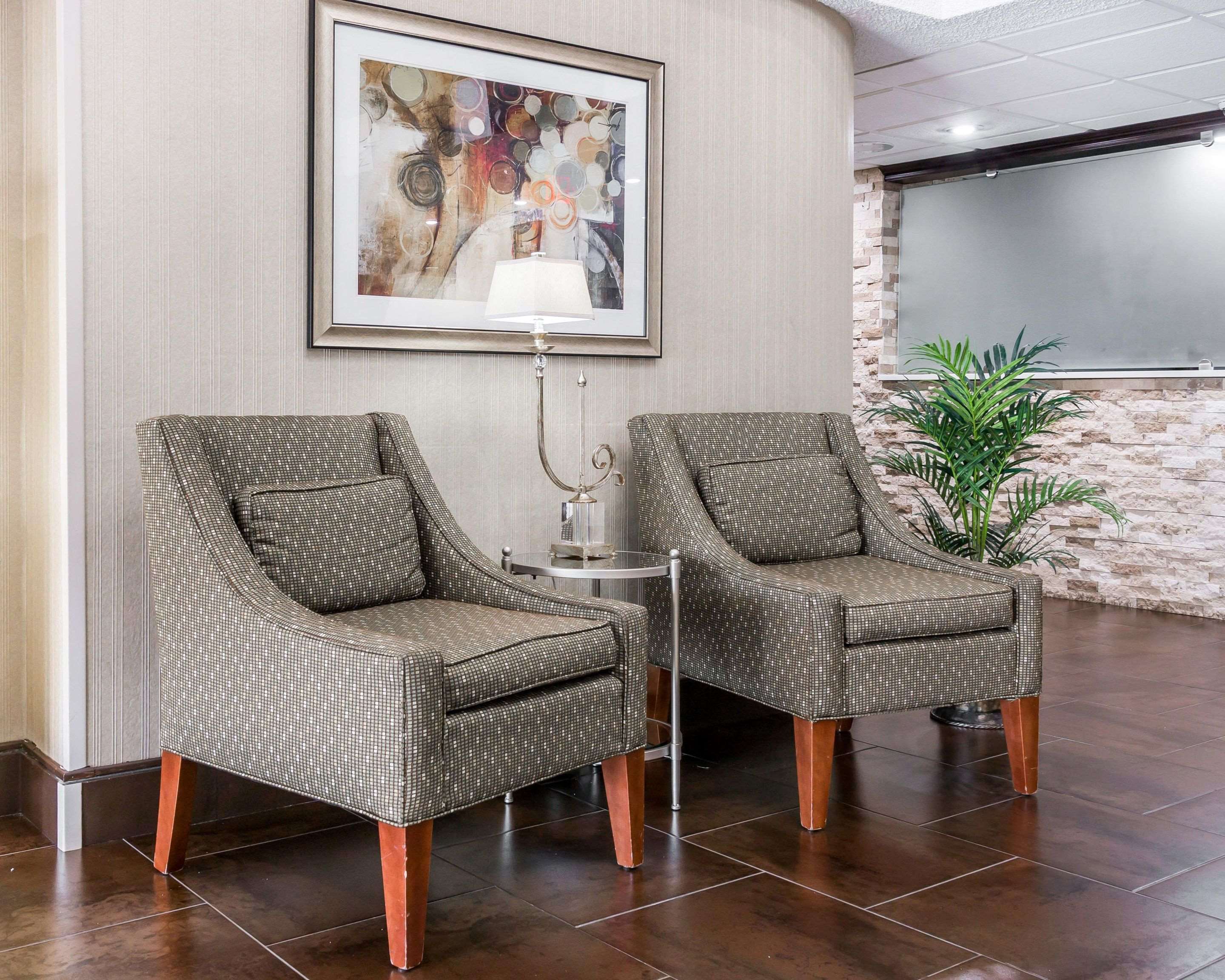 Lobby | Comfort Inn Metro Airport Romulus