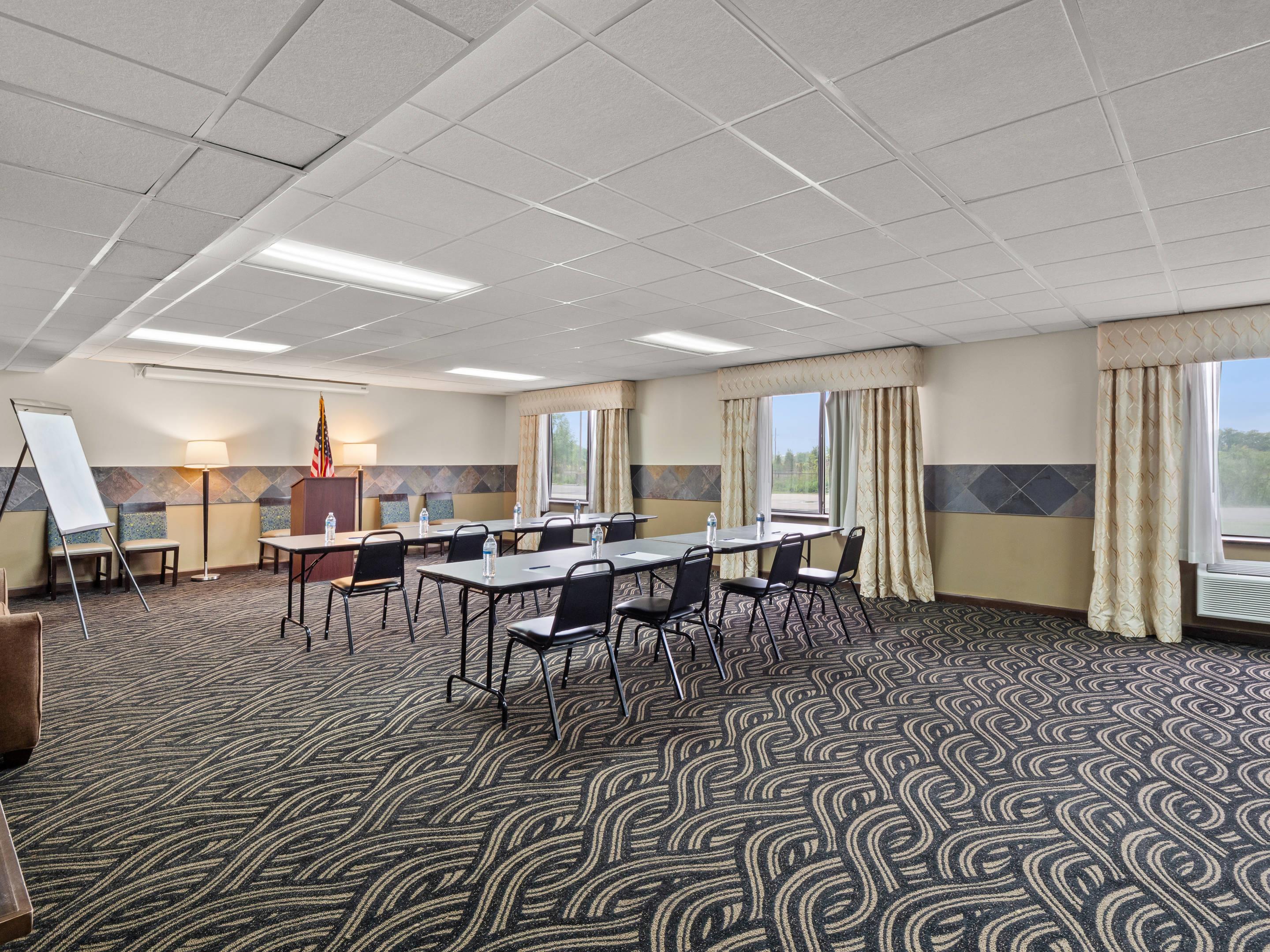 Meeting room | Comfort Inn Metro Airport Romulus
