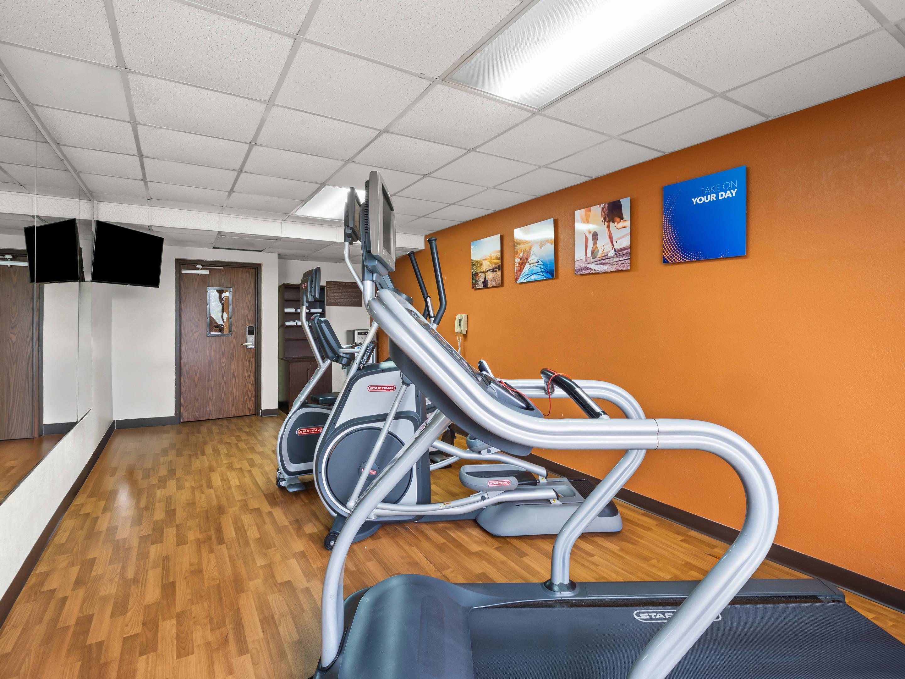 Fitness center | Comfort Inn Metro Airport Romulus