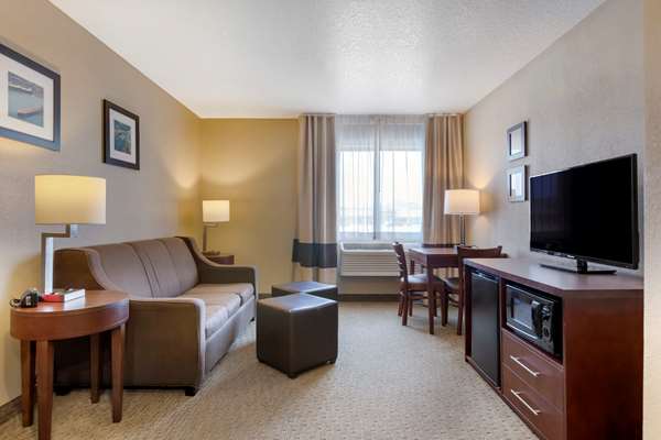 Suite - Comfort Inn Sault Ste Marie - I-75, Exit 392
