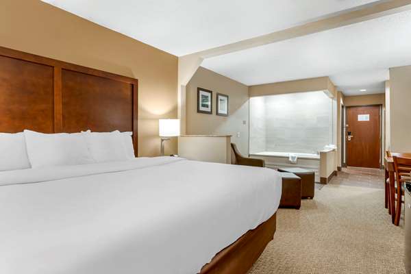 Suite - Comfort Inn Sault Ste Marie - I-75, Exit 392