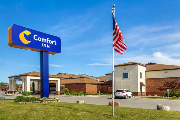 Exterior view - Comfort Inn Sault Ste Marie - I-75, Exit 392
