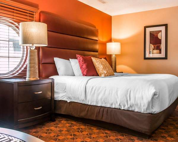 Suite - Comfort Inn University Park Mt Pleasant