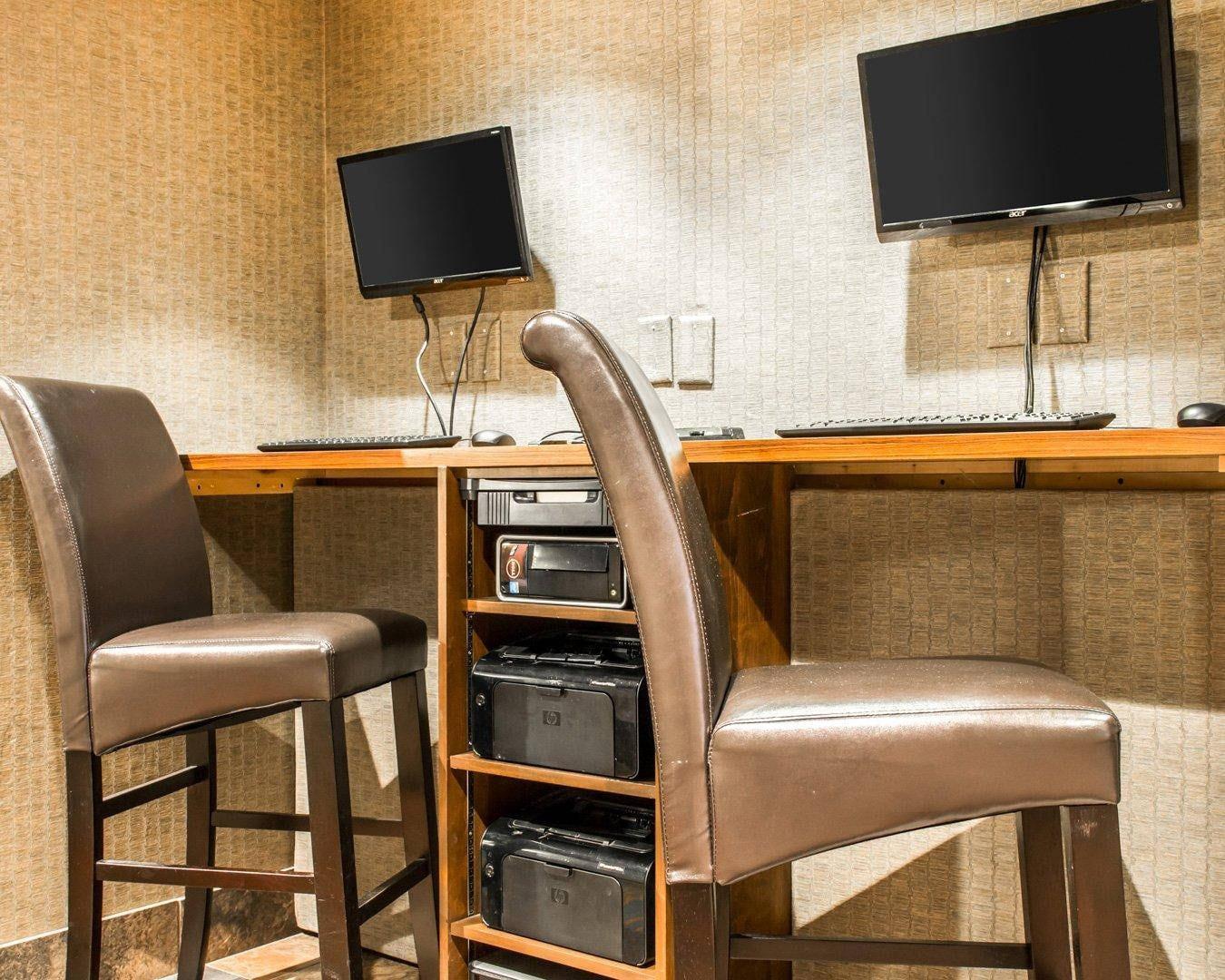 Business center | Comfort Inn & Suites and Conference Center