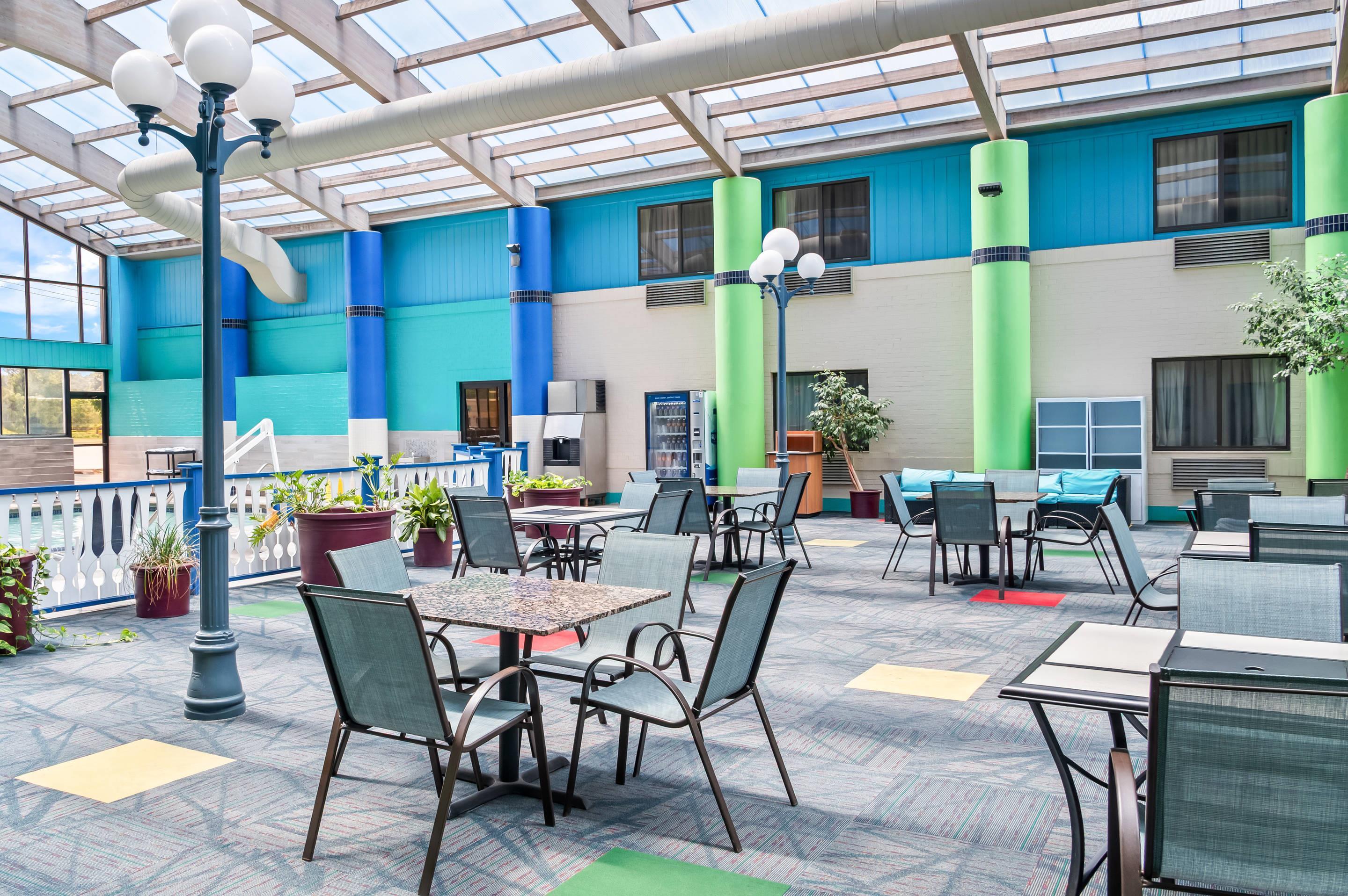 Arcade room | Quality Inn & Suites