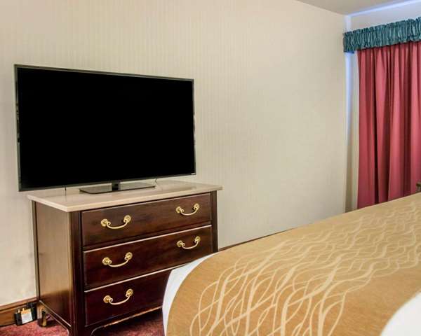 Suite - Comfort Inn Lakeside Mackinaw City - I-75, Exit 338