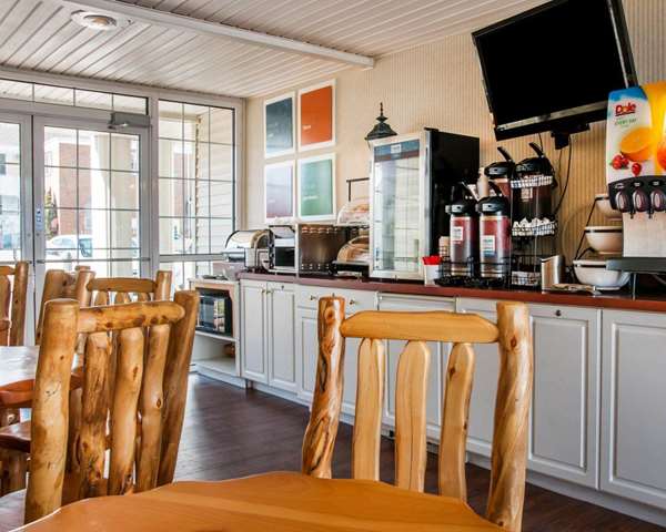 Amenities - Comfort Inn Lakeside Mackinaw City - I-75, Exit 338