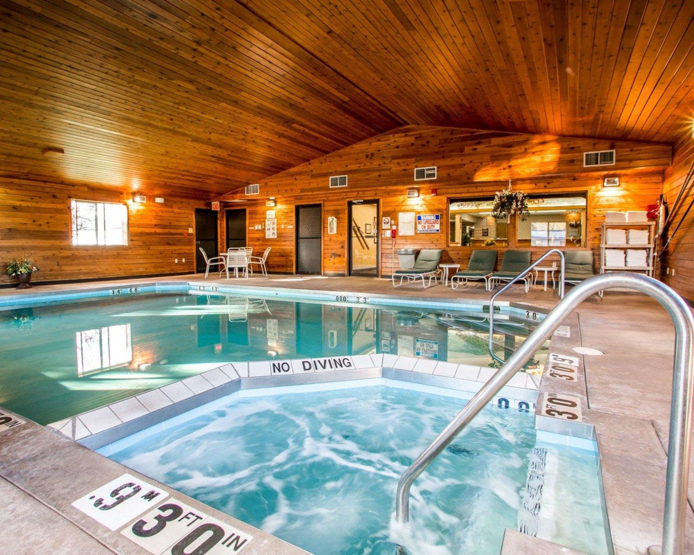 Indoor heated pool with hot tub | Quality Inn
