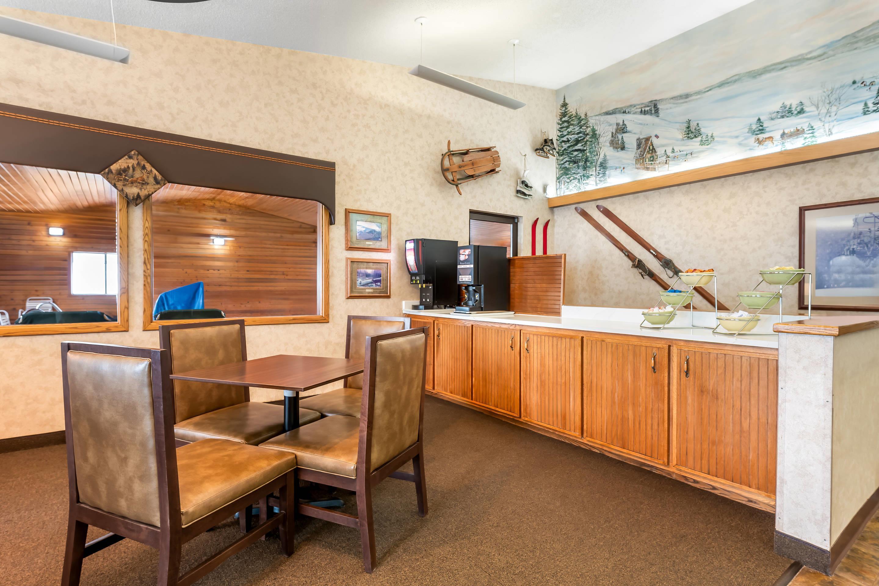 Hotel lobby | Quality Inn