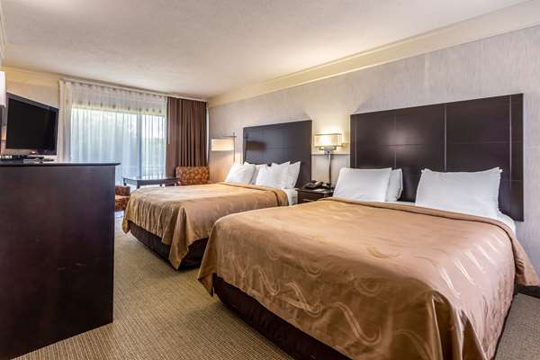  - Quality Inn Lakefront St Ignace - I-75, Exit 344