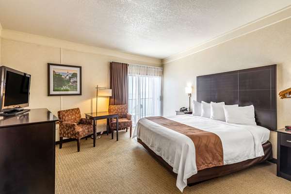  - Quality Inn Lakefront St Ignace - I-75, Exit 344