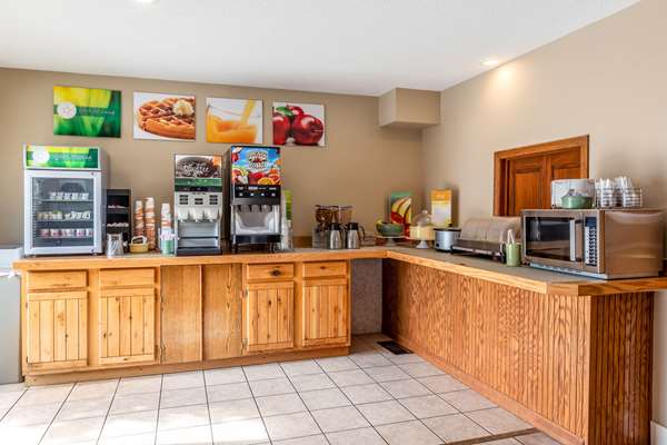Amenities - Quality Inn Lakefront St Ignace - I-75, Exit 344