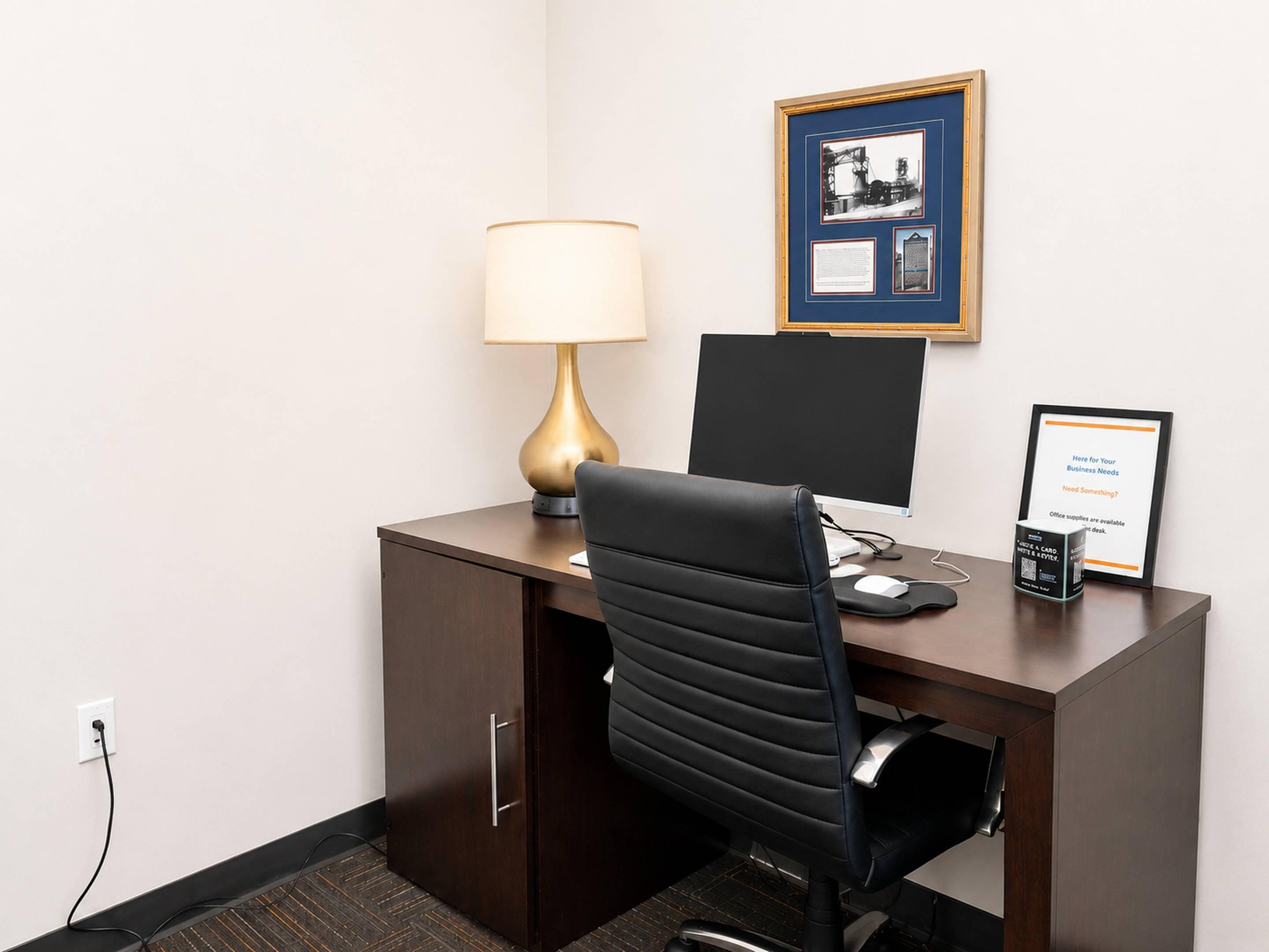 Business center | Comfort Inn