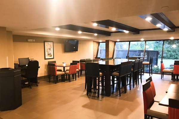 Amenities - Comfort Inn Farmington Hills