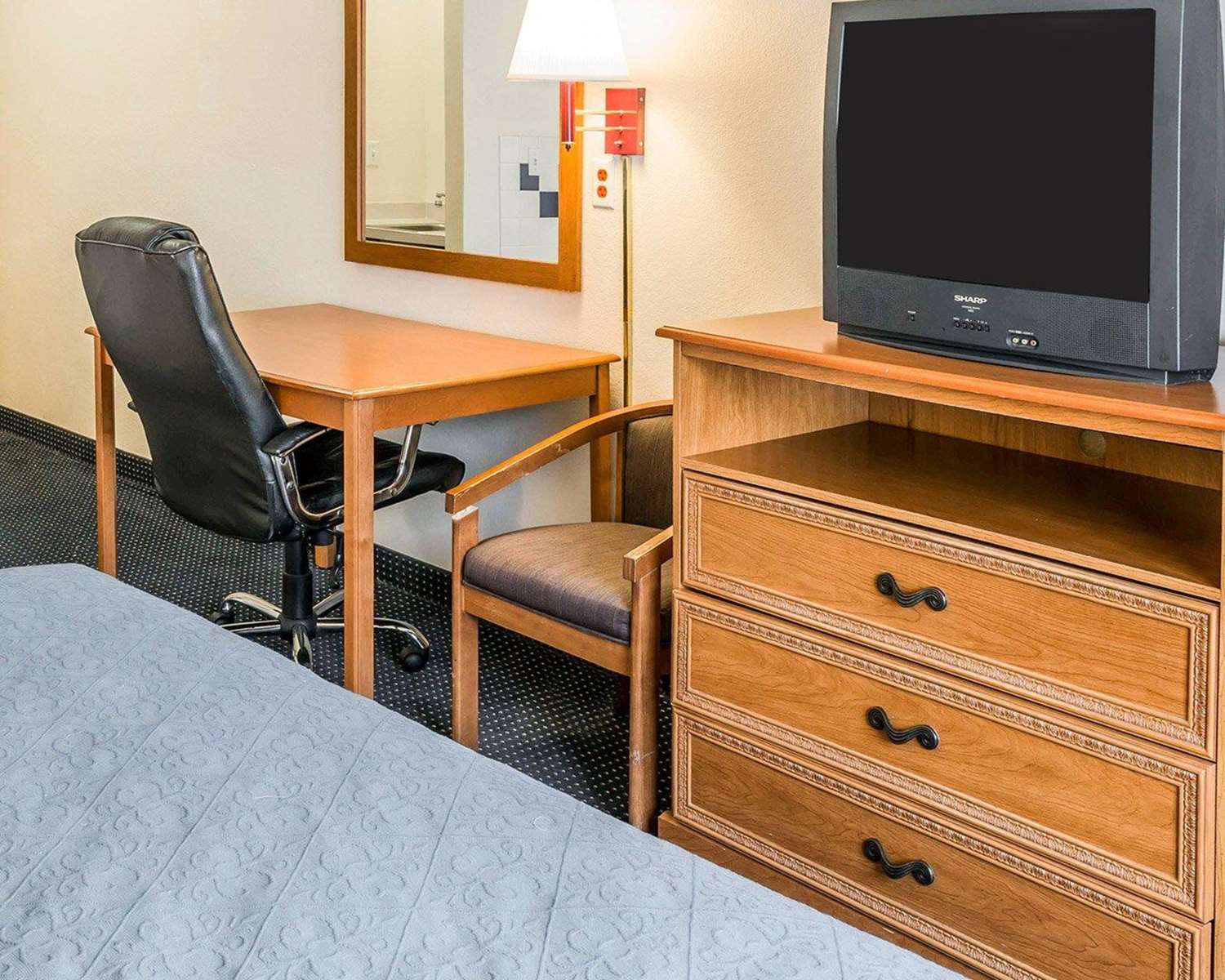 Quality Inn Kalamazoo - I-94, Exit 80, MI - See Discounts