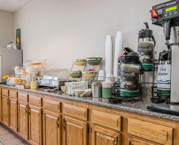 Amenities - Quality Inn Kalamazoo - I-94, Exit 80