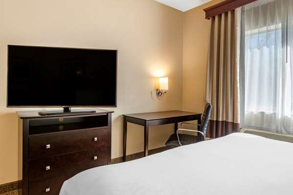  - Comfort Inn & Suites Paw Paw