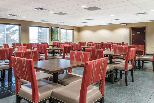 Amenities - Comfort Suites Wixom - I-96, Exit 159