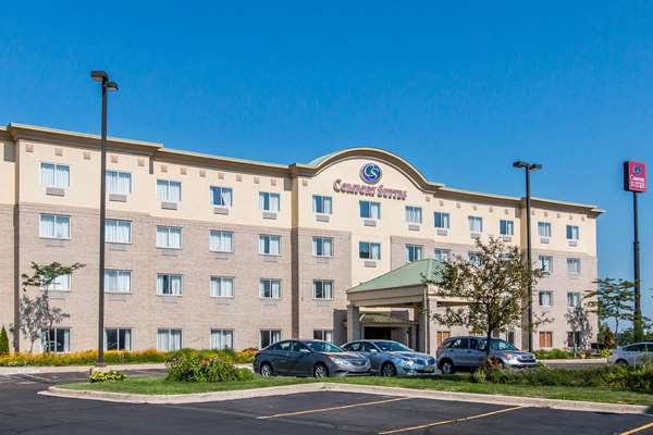 Exterior view - Comfort Suites Wixom - I-96, Exit 159