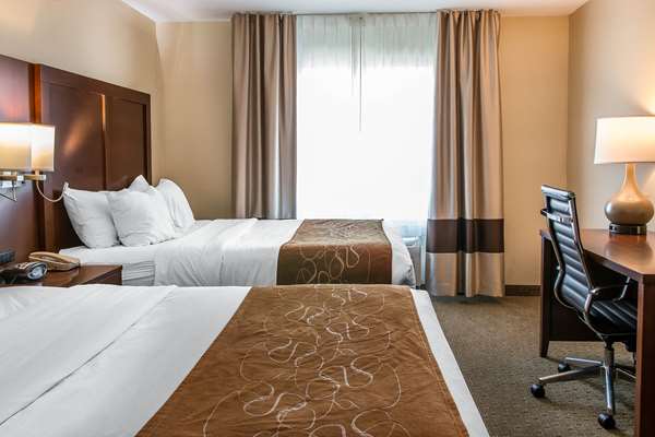 Suite - Comfort Suites Wixom - I-96, Exit 159
