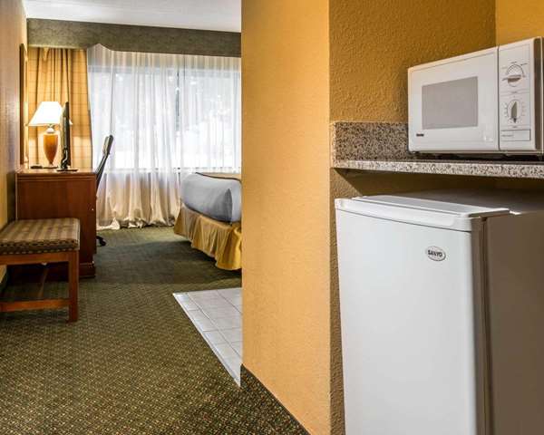  - Quality Inn Southfield