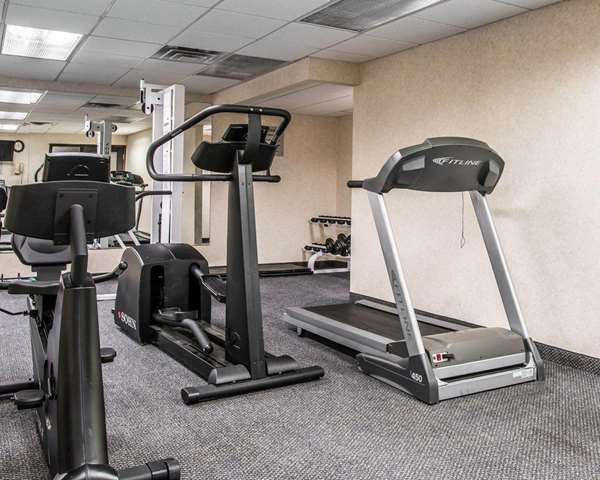 Fitness/ Exercise Room - Quality Inn Southfield