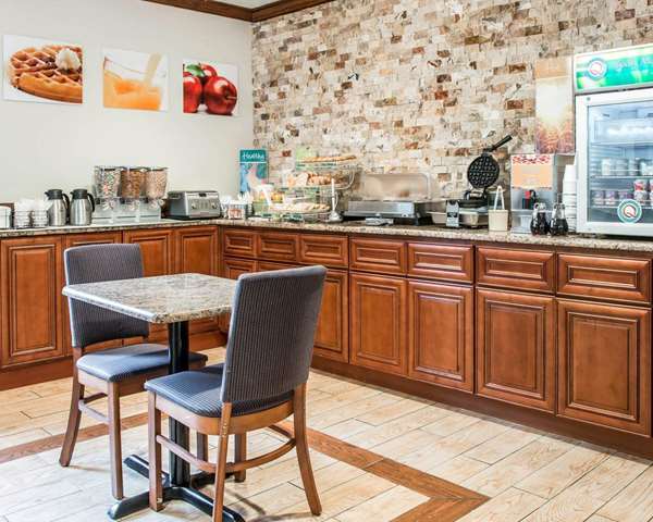 Amenities - Quality Inn Southfield